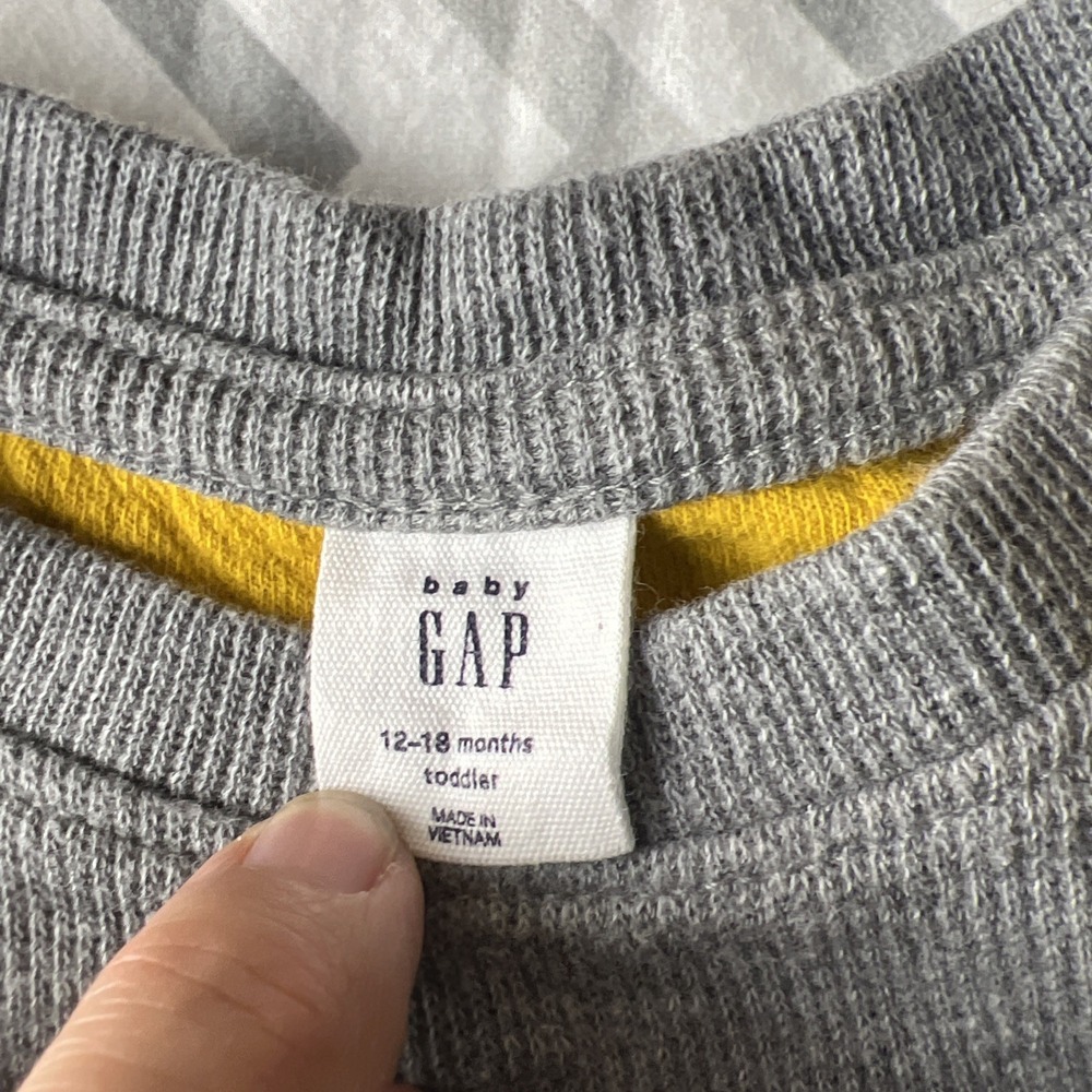 Baby Gap Unisex Hudson‎ Bay Striped Pull Over Sweater Gray Mustard 12-18 months - Picture 3 of 8